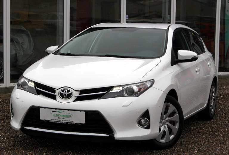 Toyota Auris T2