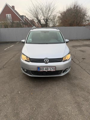 VW Touran 2,0 TDi 140 Comfortline BMT 7prs 5d