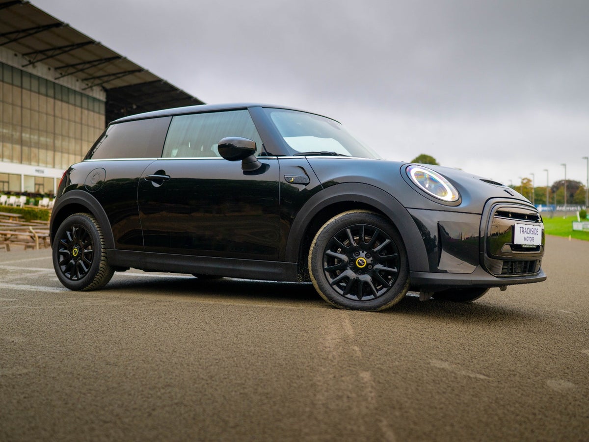 2023 MINI Cooper SE