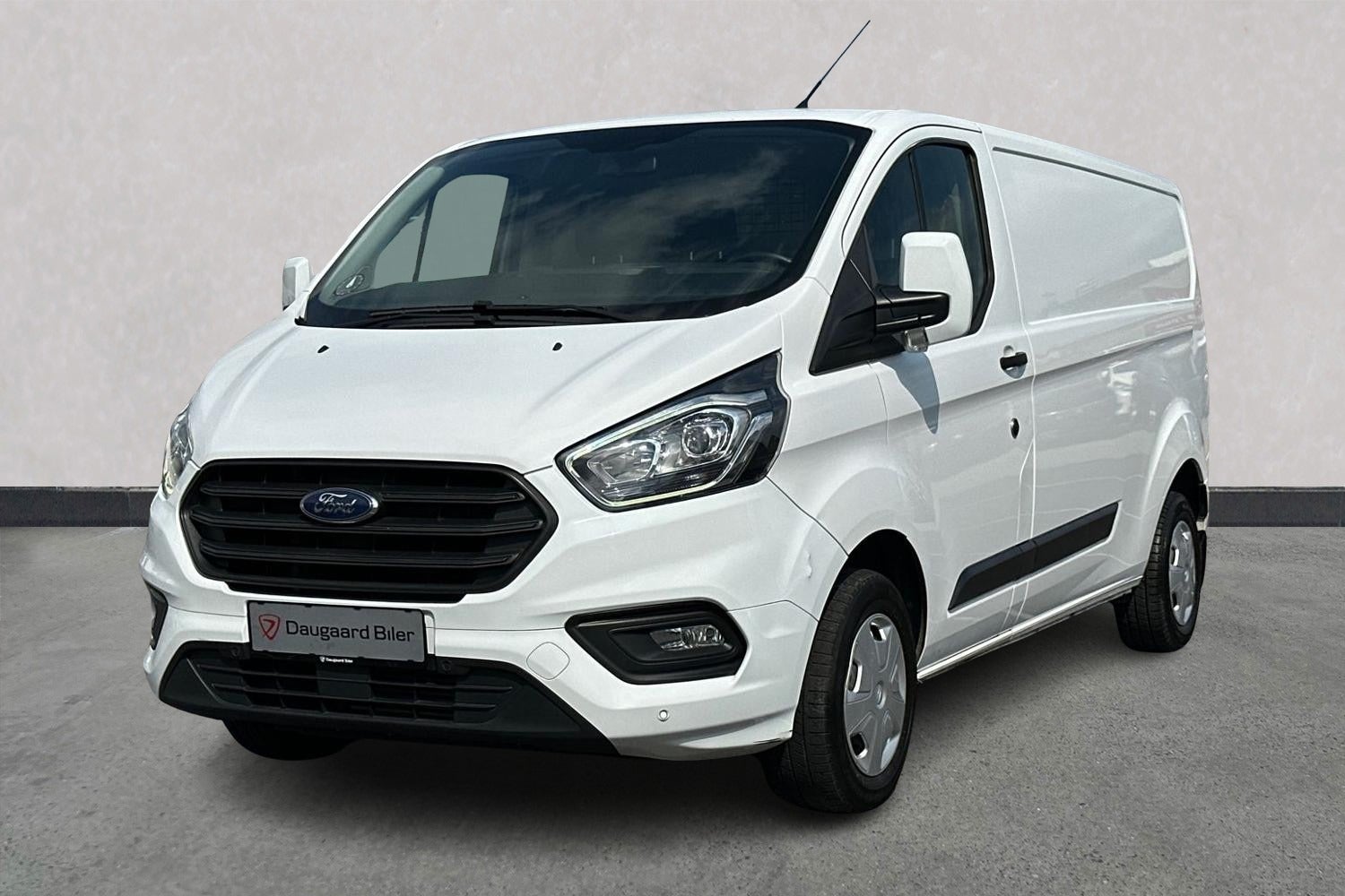 Billede af Ford Transit Custom 300L 2,0 TDCi 105 Trend