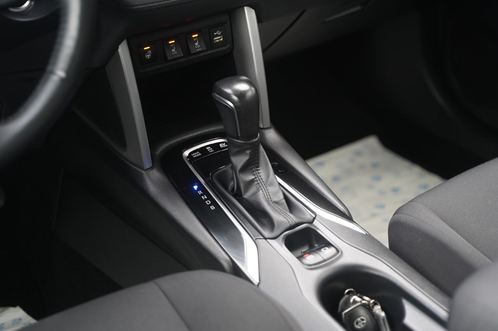 Billede af Toyota Corolla Cross 2,0 Hybrid Active CVT