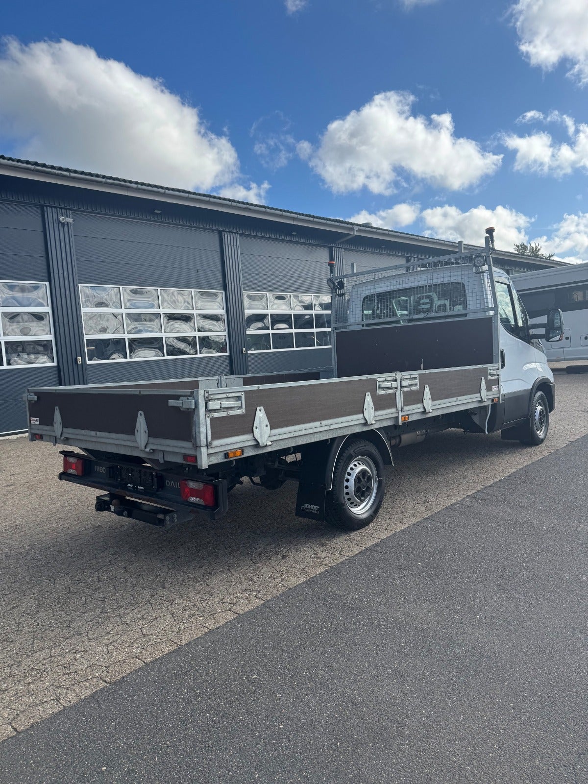 Billede af Iveco Daily 2,3 35S14 4100mm Lad AG8