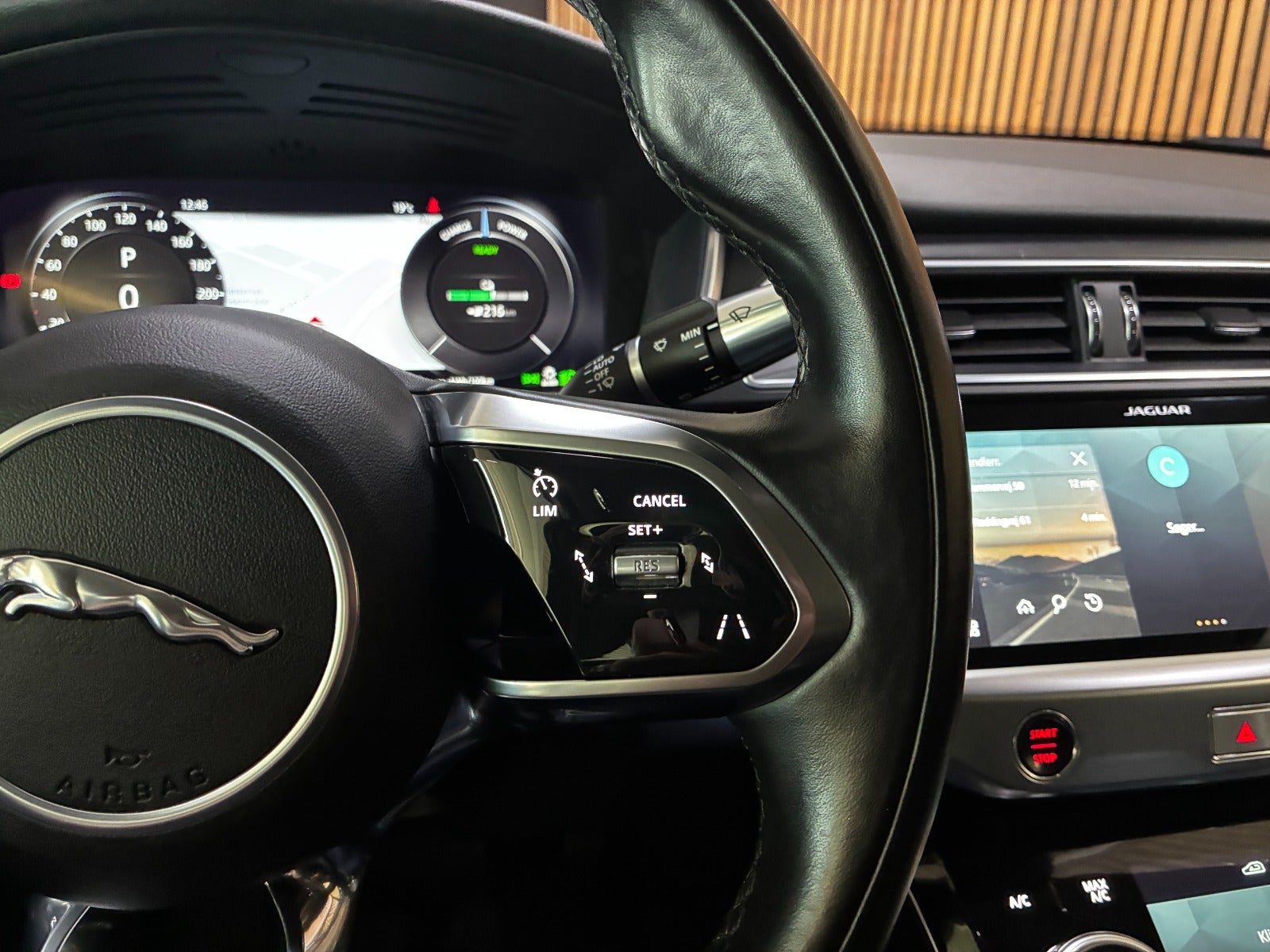 Billede af Jaguar I-Pace  EV320 SE AWD