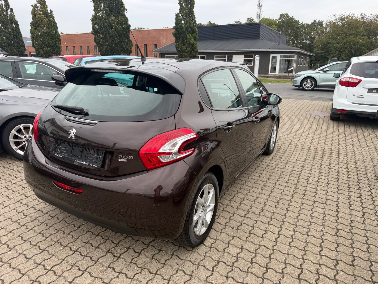 Peugeot 208 e-HDi 92 Active - billede 4