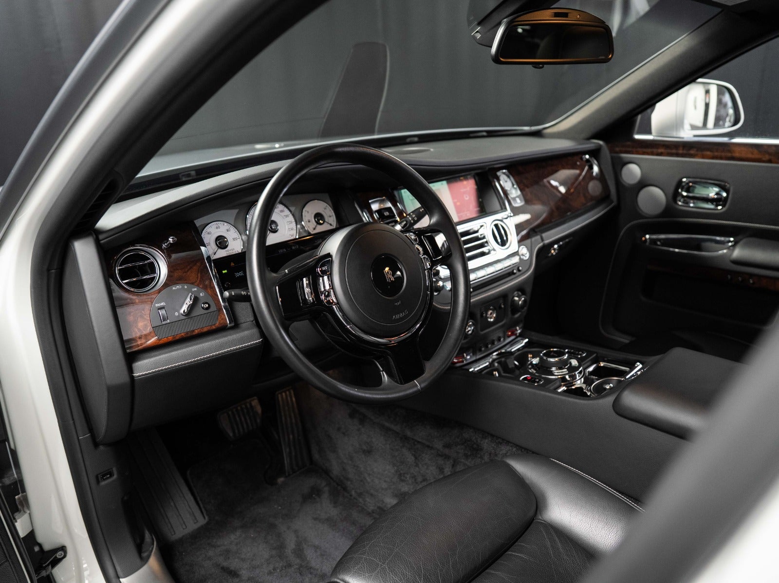 Gallery image 12 of 24