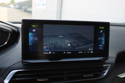 Peugeot 3008 Hybrid Allure EAT8