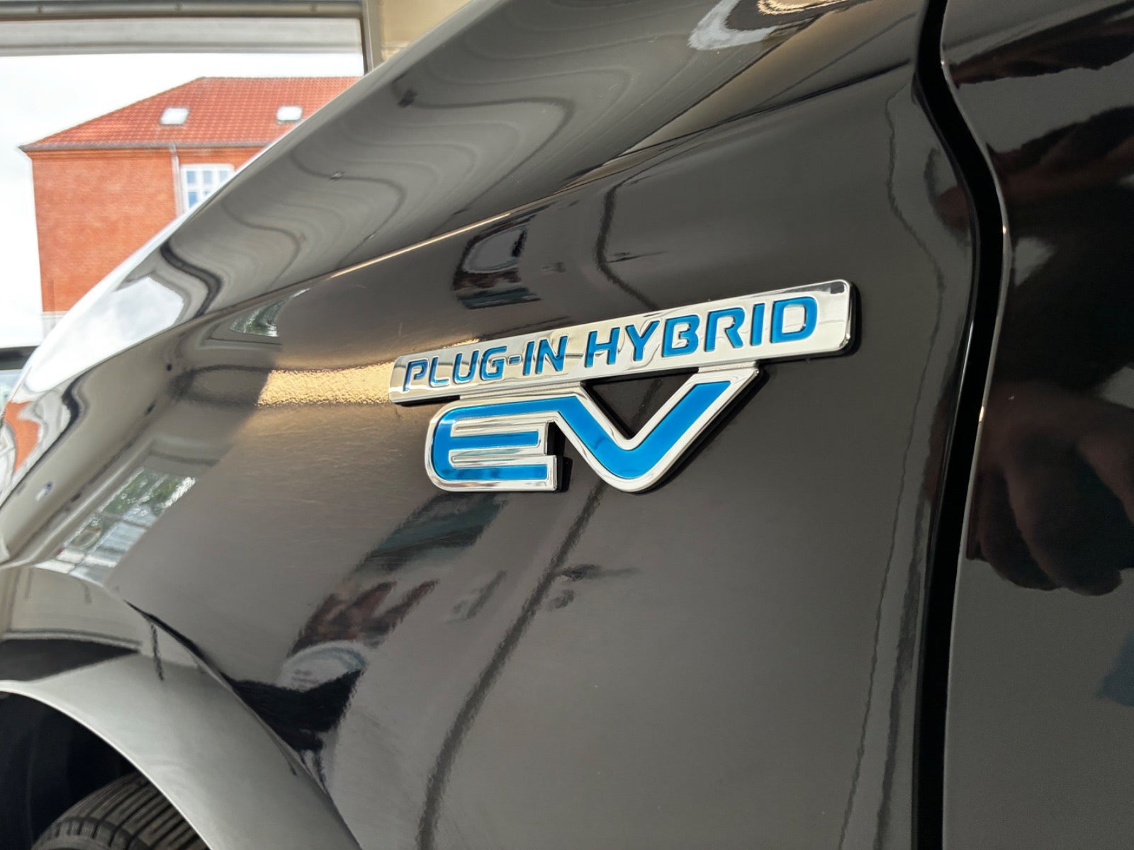 Billede af Mitsubishi Outlander 2,4 PHEV Invite+ CVT 4WD