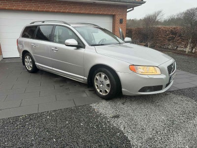 Volvo V70 2,4 D 163 Momentum aut. 5d
