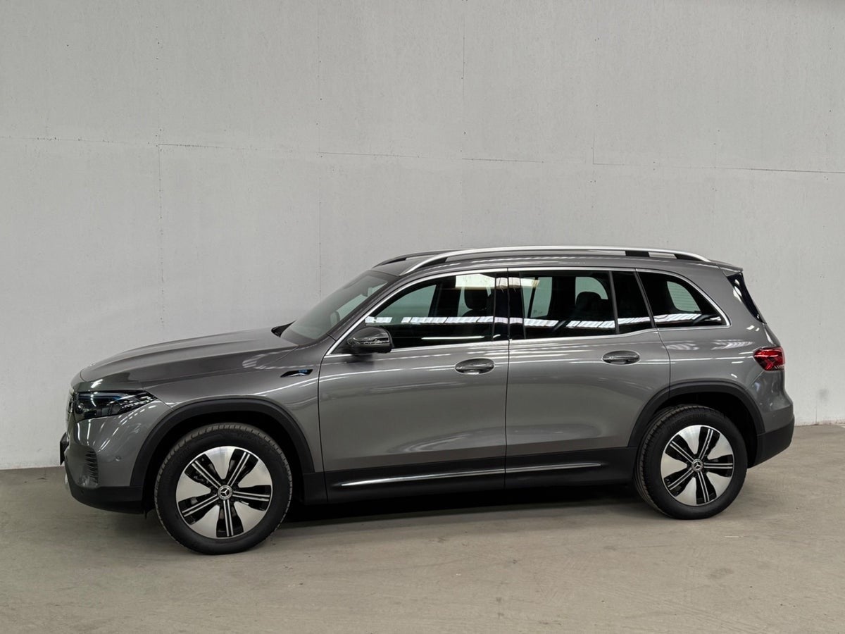 Mercedes EQB250 7prs A