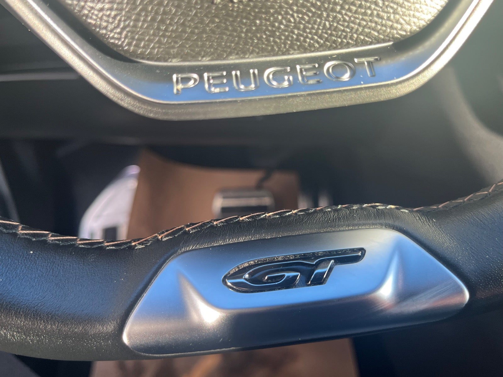 Billede af Peugeot 3008 1,6 Hybrid First GT EAT8