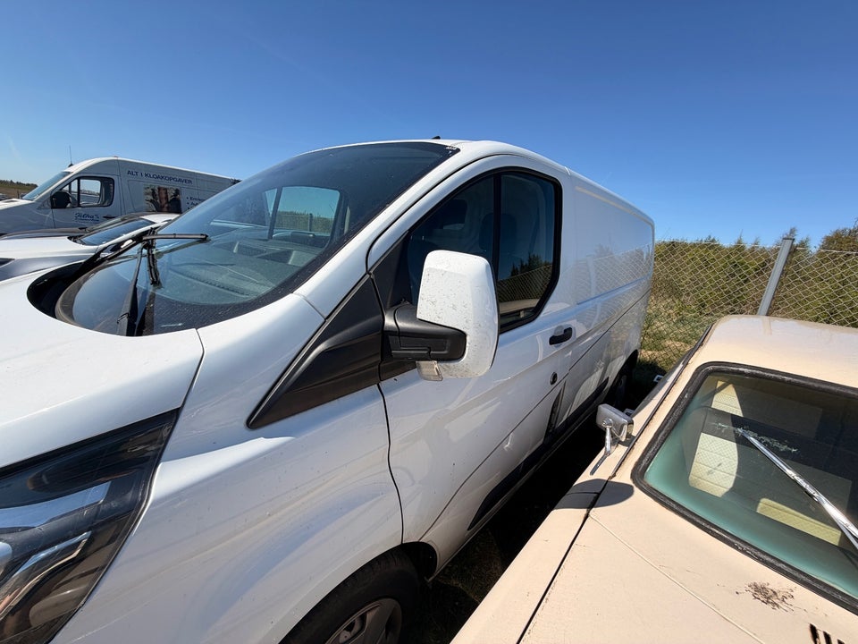 Ford Transit Custom 320 L1, Billede 3