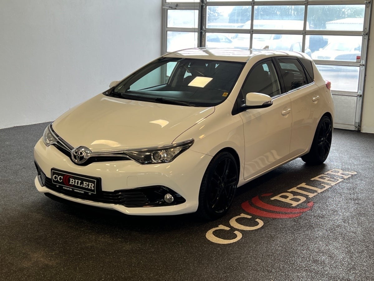 Toyota Auris 2017