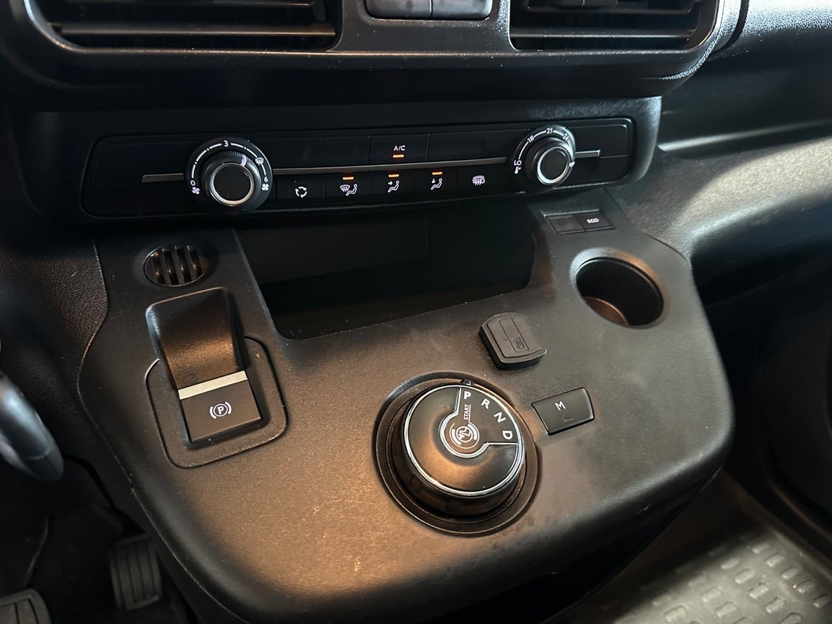 Peugeot Partner BlueHDi 130 L1V2 Plus EAT8 Van