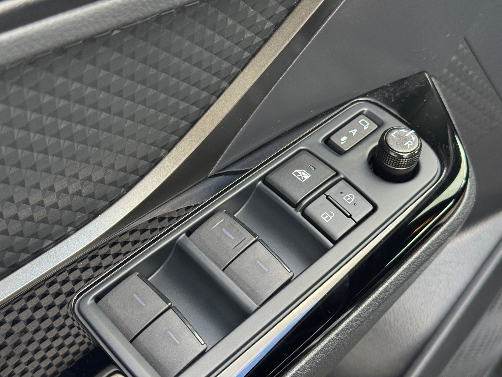 Billede af Toyota C-HR 1,8 Hybrid C-HIC CVT