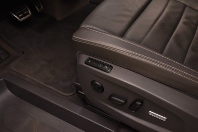 VW Multivan eHybrid Style DSG kort