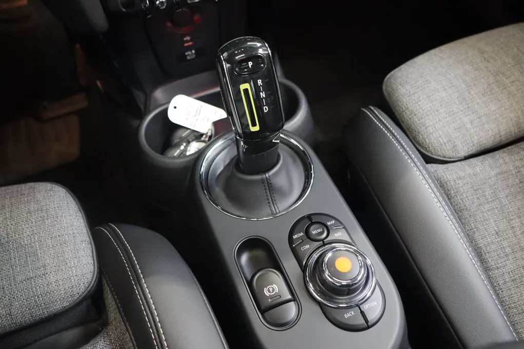 MINI Cooper SE Trim M