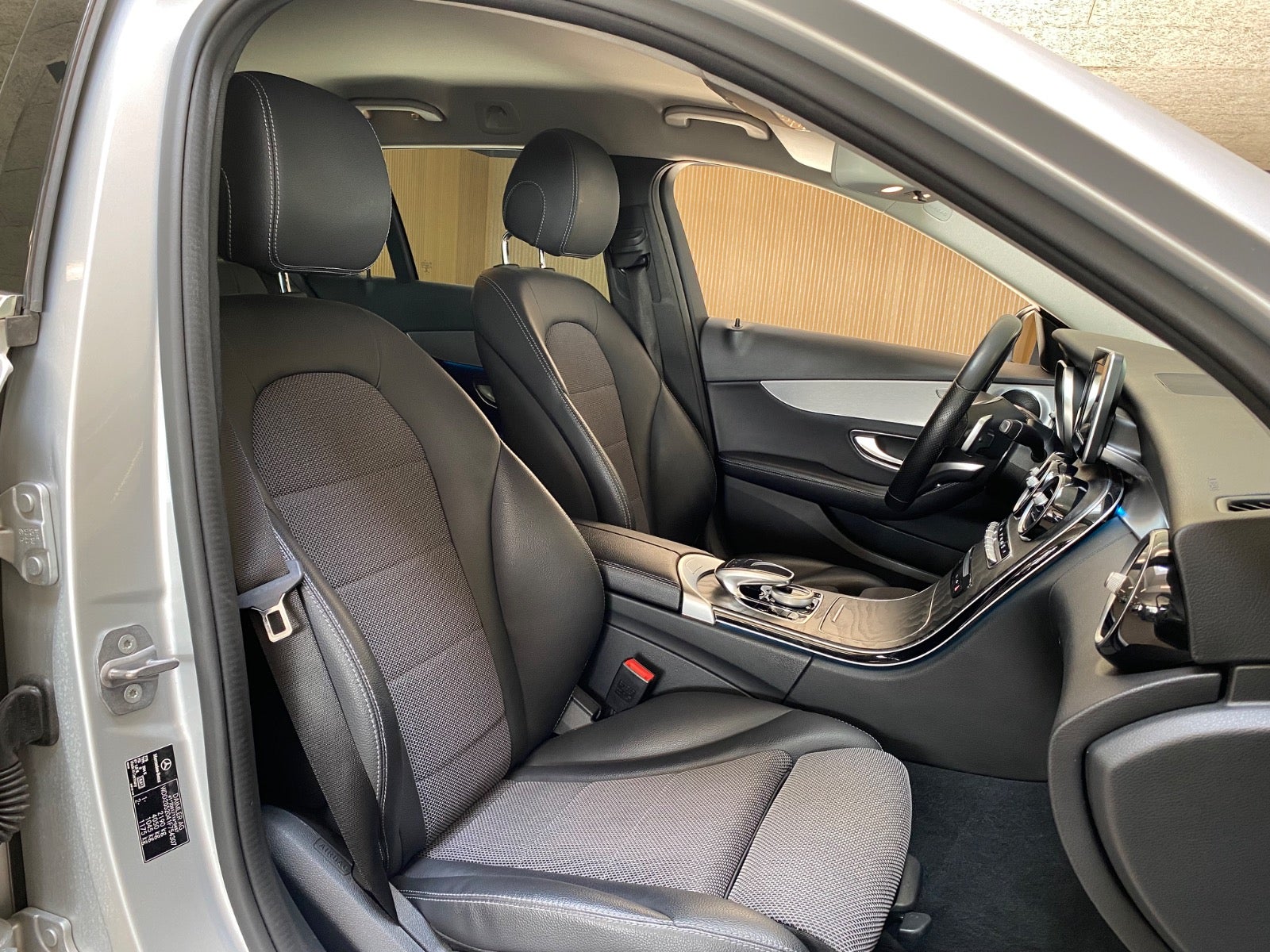 Mercedes C220 d AMG Line stc. aut. – 8