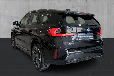 BMW iX1 eDrive20 M-Sport - 2