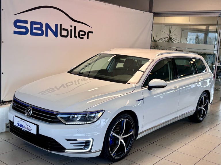 VW Passat GTE DSG