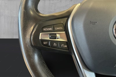 BMW 330i Connected aut.