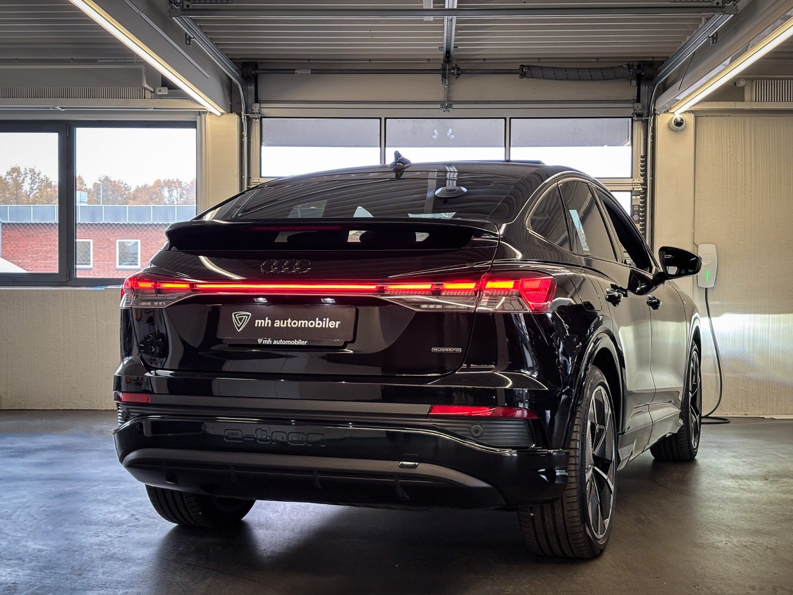 Billede af Audi Q4 e-tron 55 S-line Sportback quattro