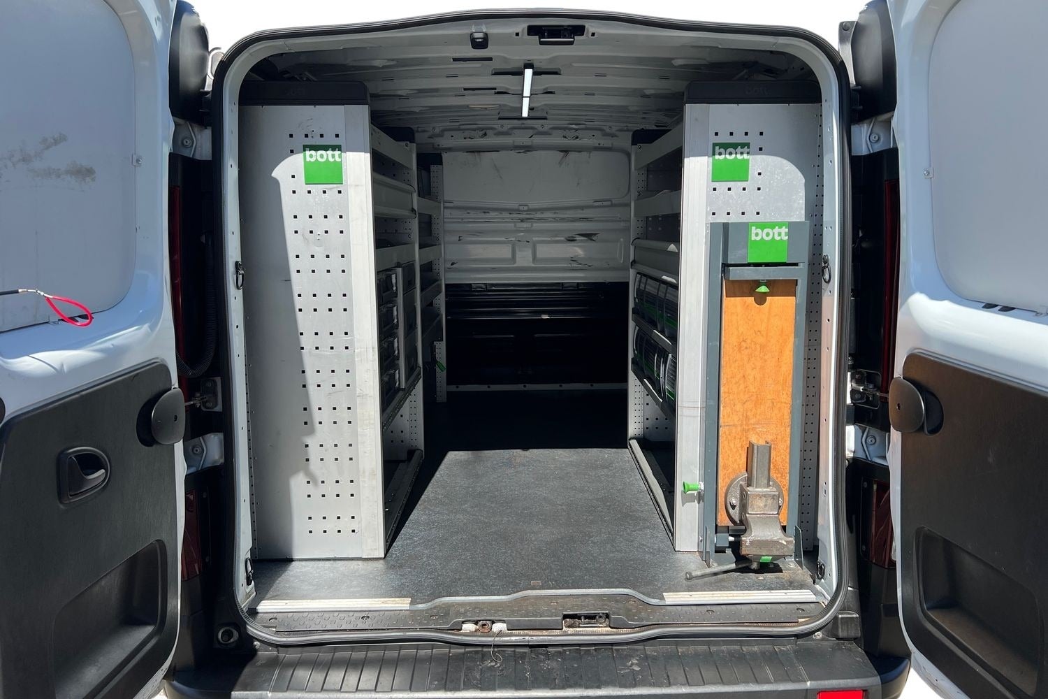 Billede af Renault Trafic T29 2,0 dCi 145 L1H1 EDC