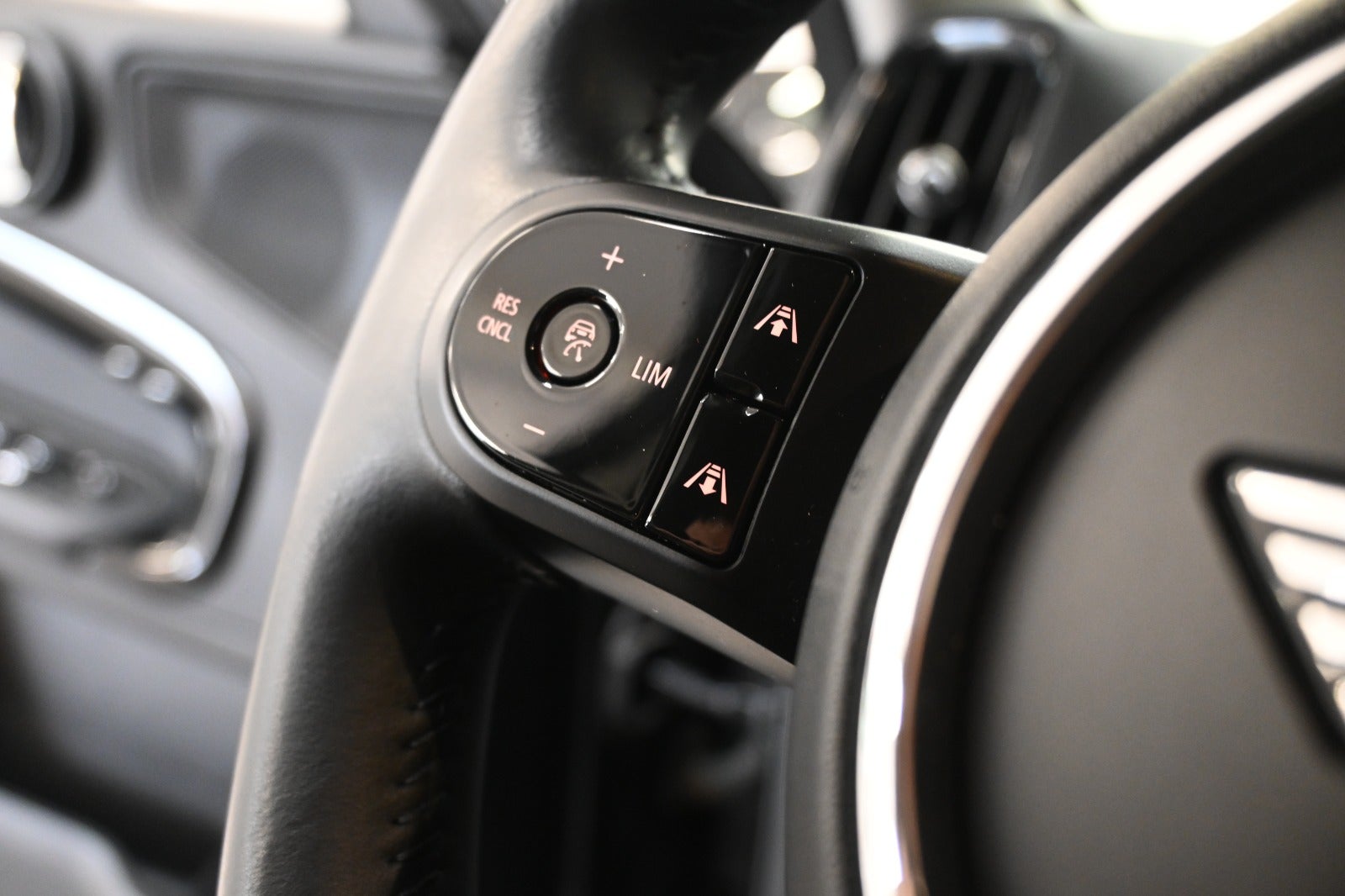 MINI Countryman Cooper SE Essential aut. ALL4