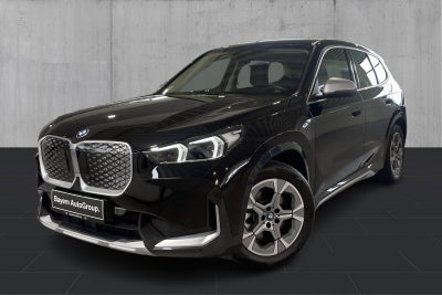 BMW iX1 xDrive30 X-Line