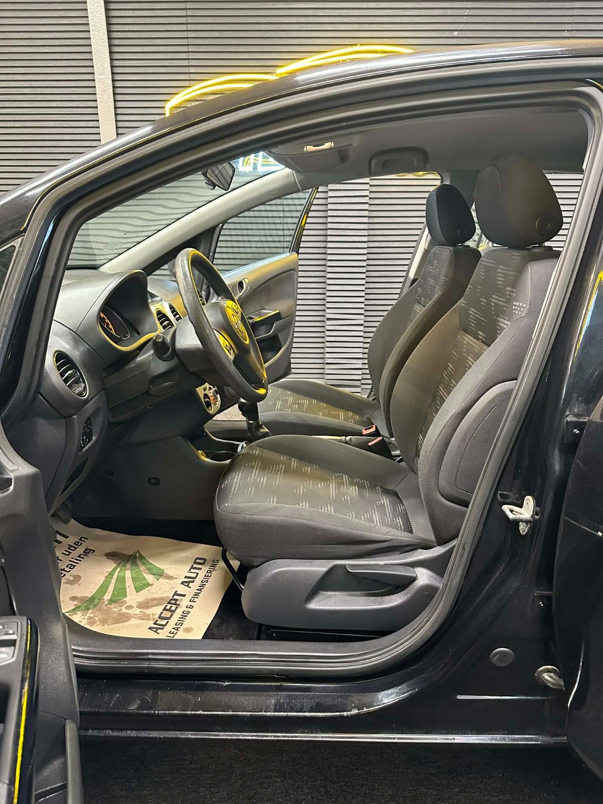 Billede af Opel Corsa 1,0 12V Enjoy