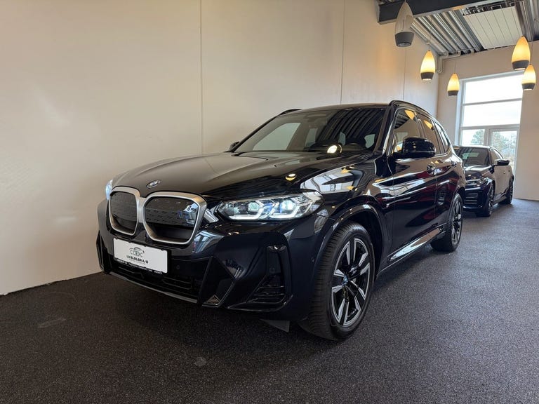 BMW iX3 Charged Plus M-Sport