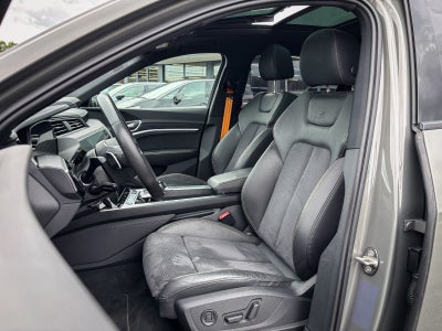 Audi e-tron Black Edition S-line quattro