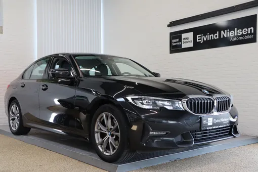 BMW 320i Sport Line aut.