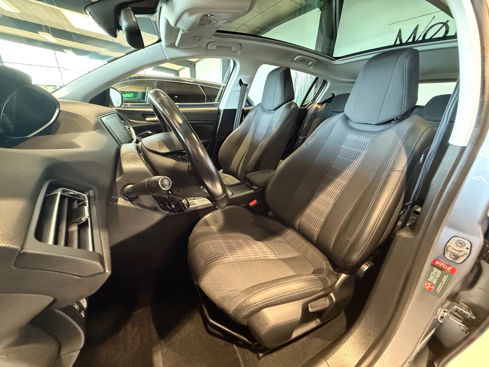 Billede af Peugeot 308 1,6 BlueHDi 120 Allure Sky