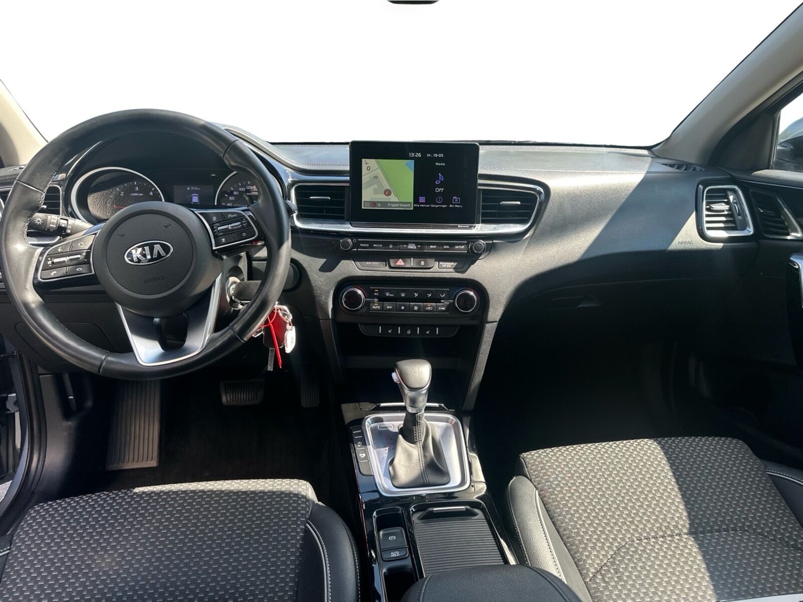 Kia Ceed CRDi 136 Intro Edition SW DCT