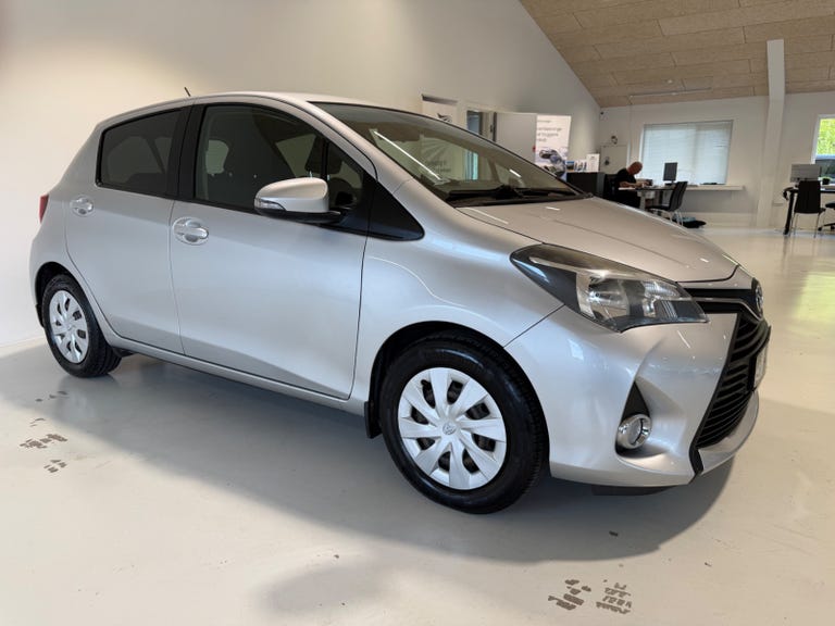 Toyota Yaris VVT-i T1