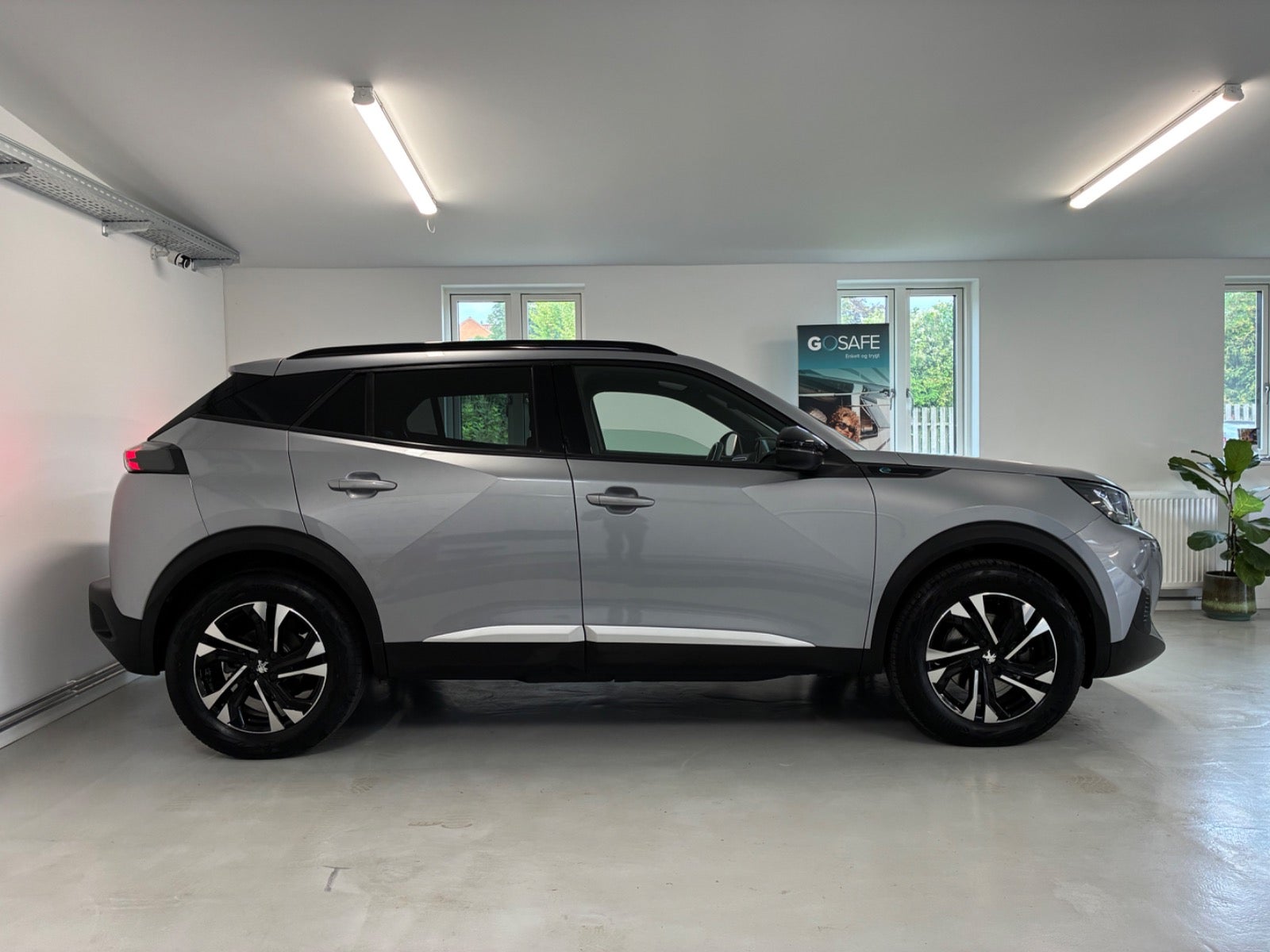 Billede af Peugeot e-2008 50 Allure