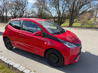 Toyota Aygo 1,0 VVT-i x-play x-touch 5d