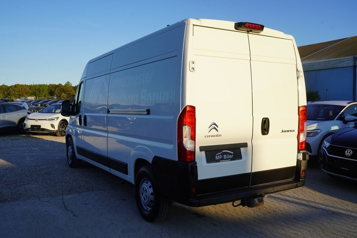 Billede af Citroën Jumper 35+ 2,2 BlueHDi 165 L3H2 FlexLine+