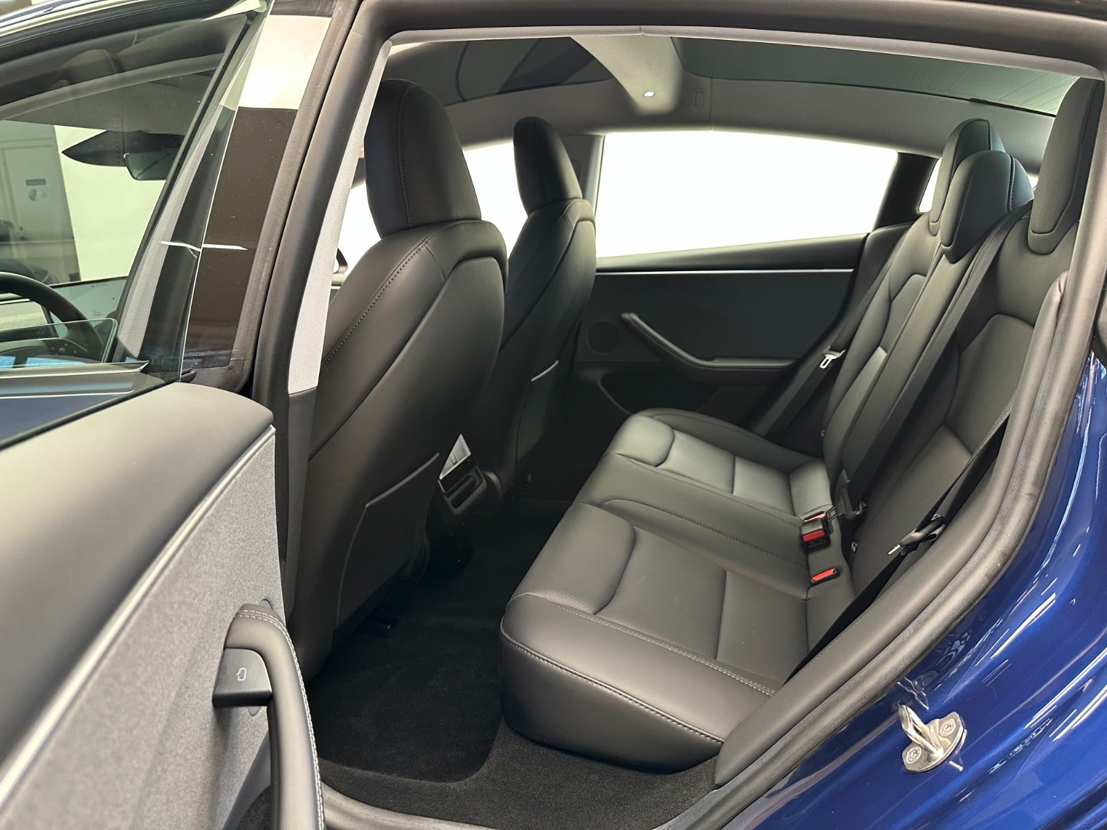 Billede af Tesla Model 3  RWD