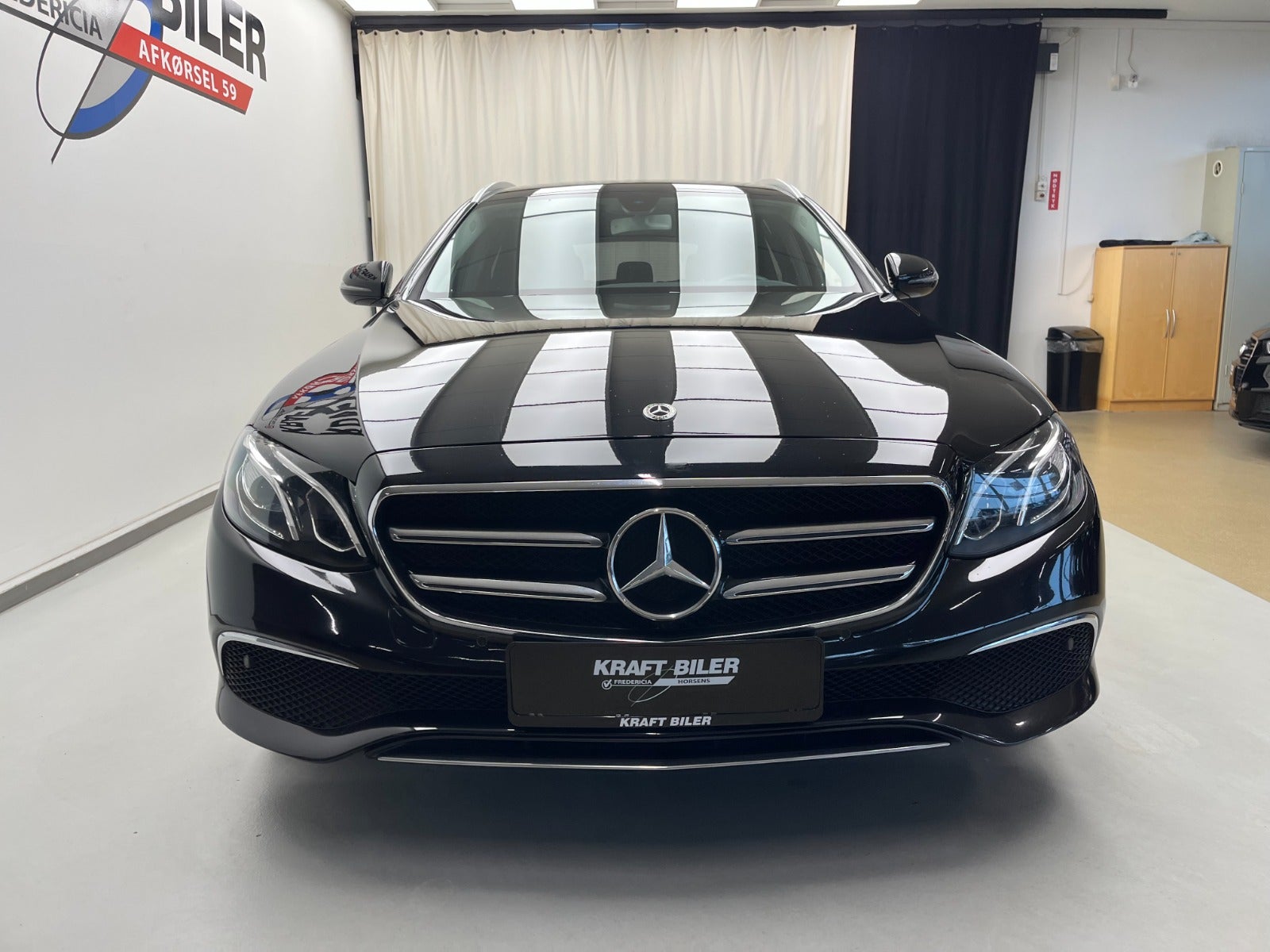 Billede af Mercedes E220 d 2,0 Business stc. aut.