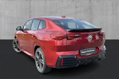 BMW iX2 eDrive20 M-Sport - 2