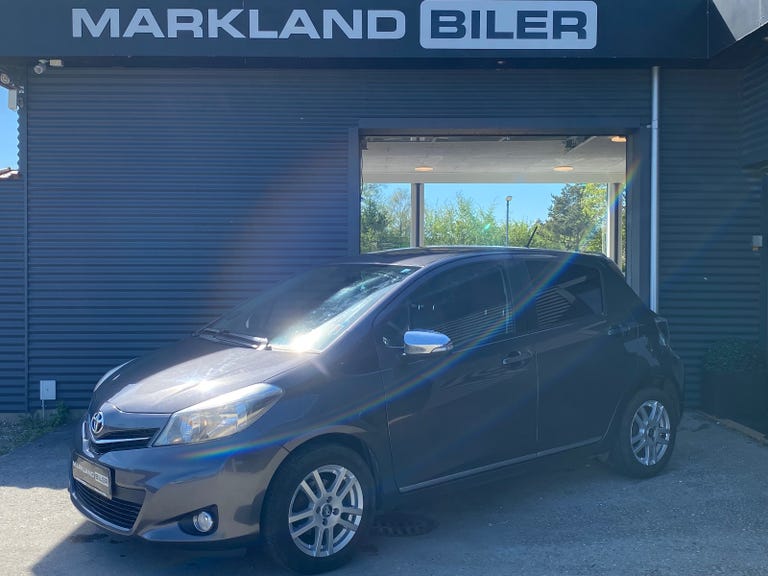 Toyota Yaris VVT-i T2