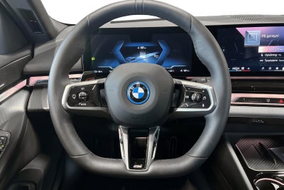 BMW i5 eDrive40 Touring Fully Charged M-Sport