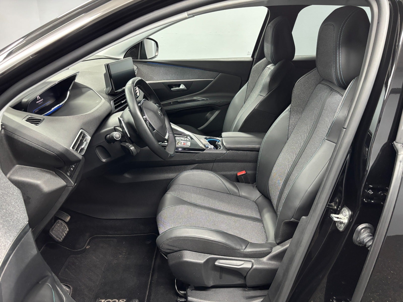 Billede af Peugeot 3008 1,6 Hybrid Allure Pack EAT8