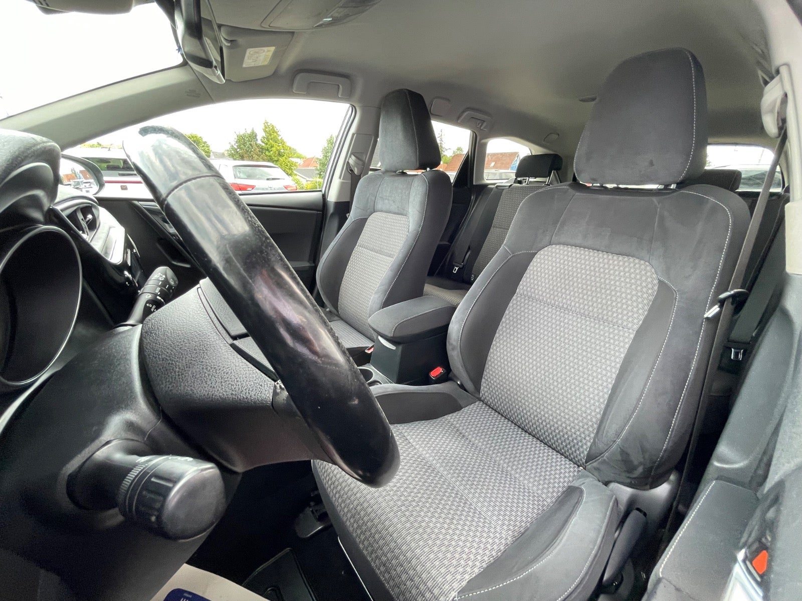 Billede af Toyota Auris 1,8 Hybrid H2 Style Touring Sports CVT