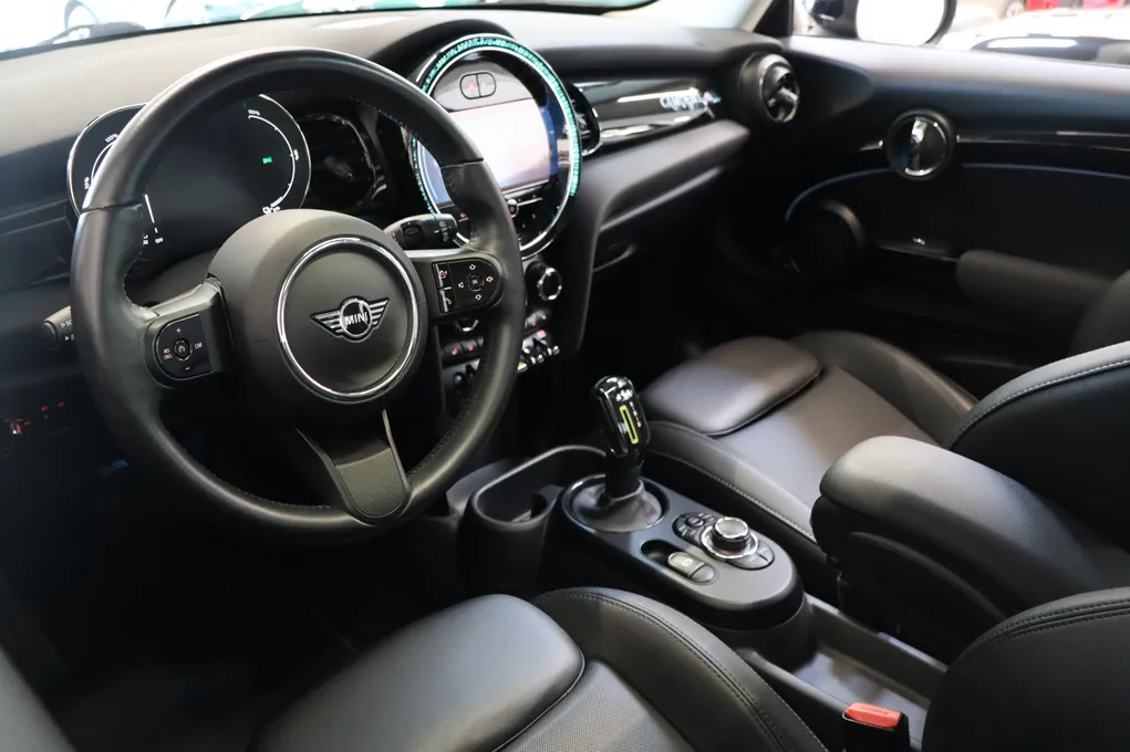 MINI Cooper SE Camden Edition