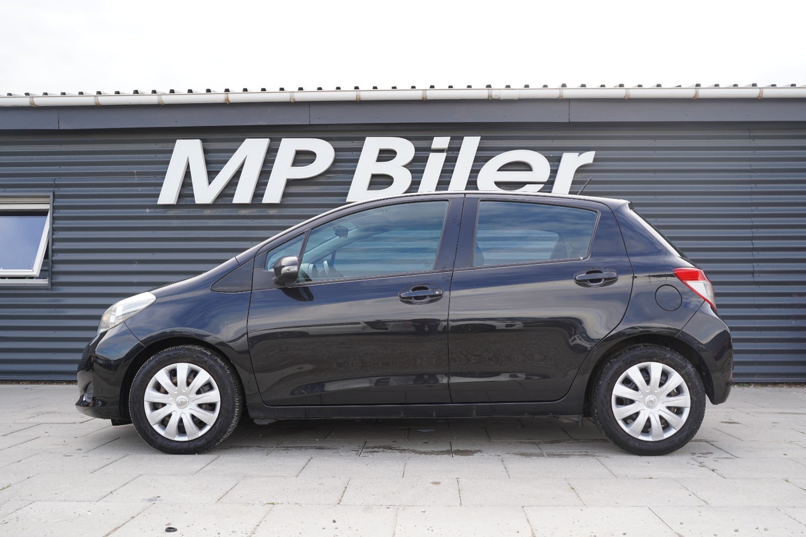 Billede af Toyota Yaris 1,3 VVT-i T2