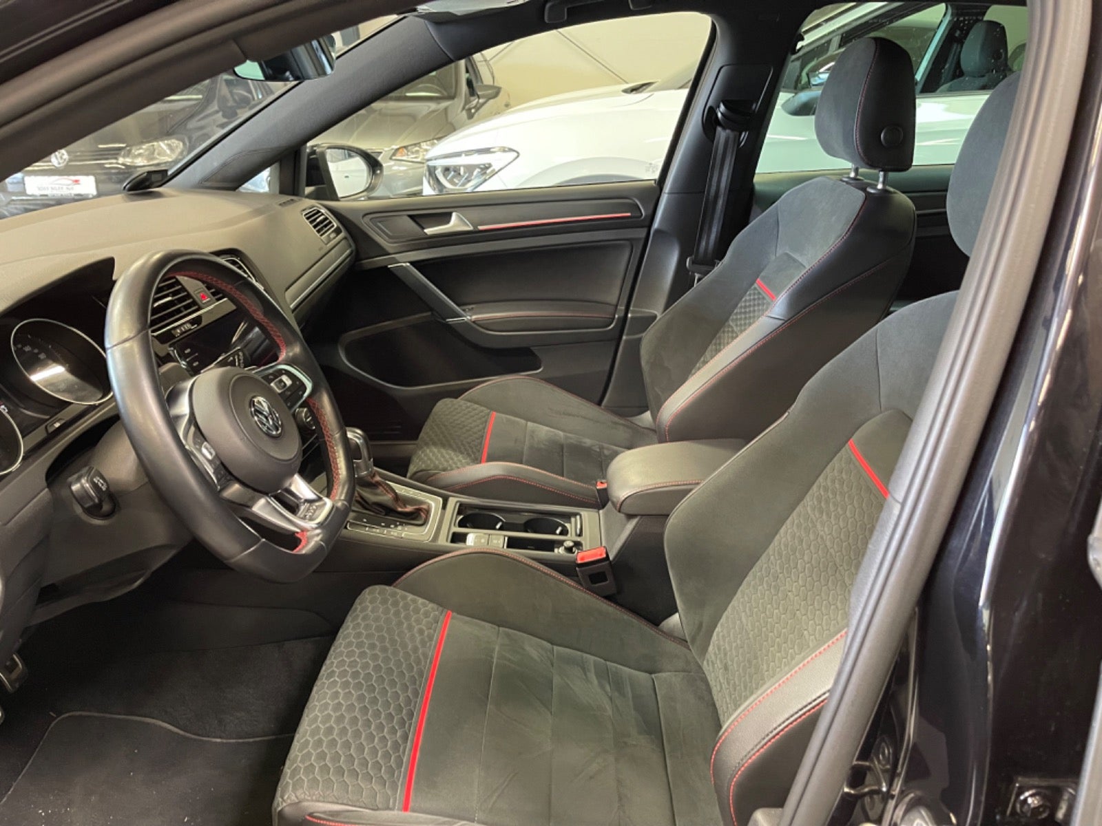 Billede af VW Golf VII 2,0 GTi DSG