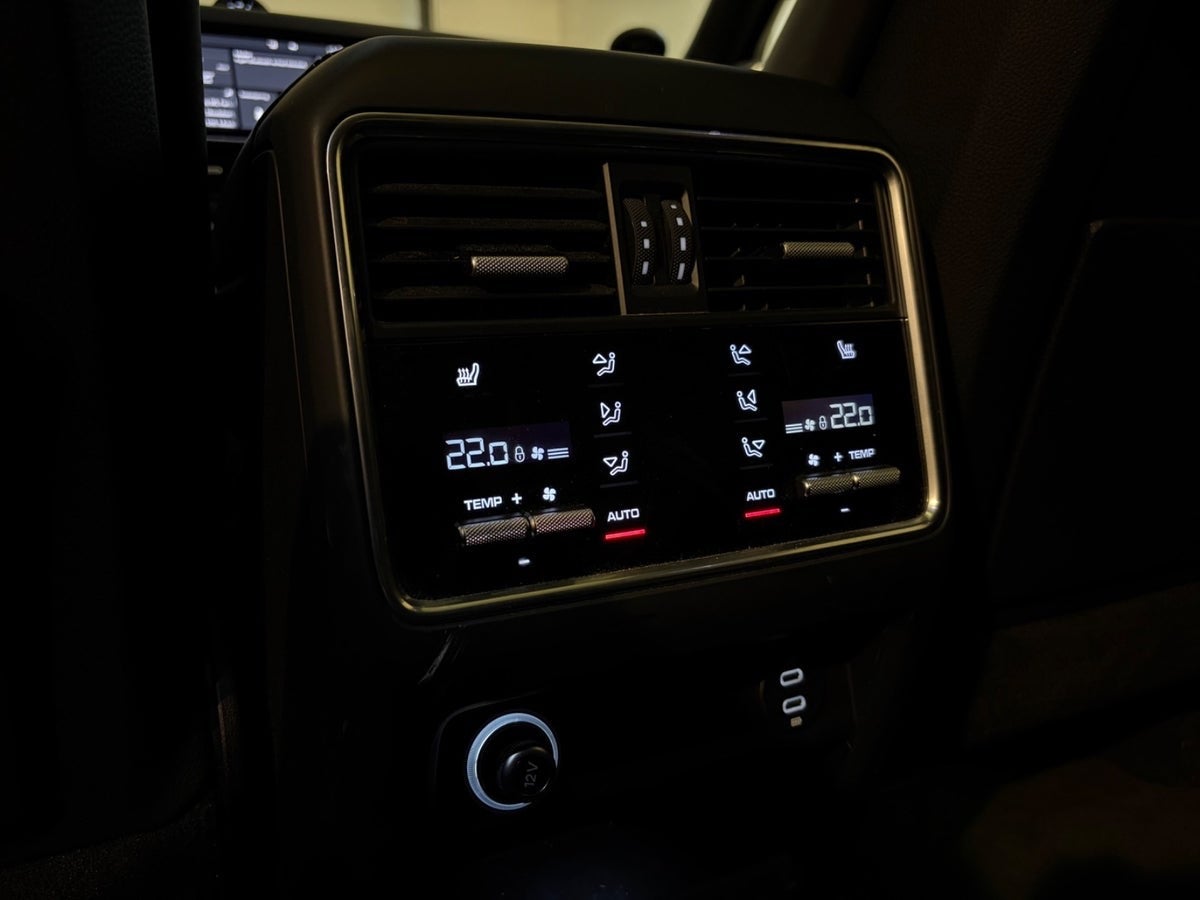 Porsche – Cayenne