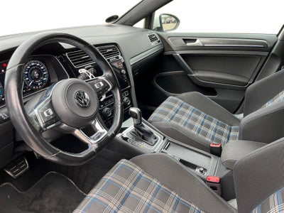 VW Golf VIII GTE DSG billede 2